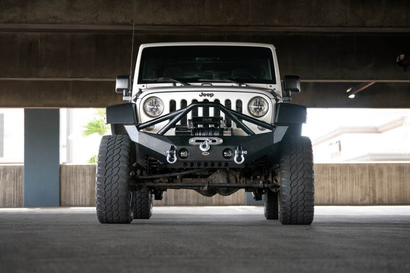 DV8 Offroad 07-18 Jeep Wrangler JK/JL FS-12 Mid Length Steel Front Bumper w/ Fog Lights