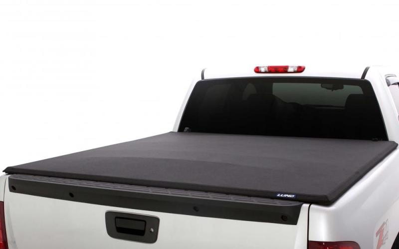 Lund 2019 Chevrolet Silverado 1500 (5.5ft. Bed) Genesis Elite Tri-Fold Tonneau Cover - Black